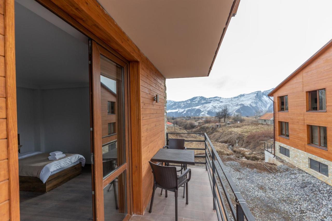 Pine Chalets By Ka Group Gudauri Exterior foto